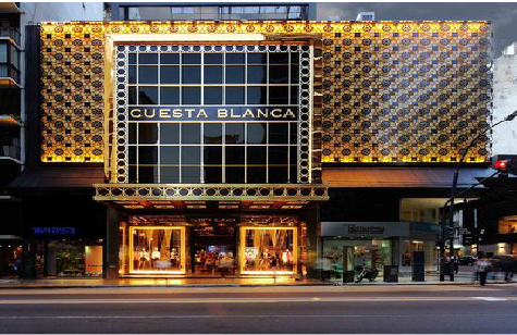 祥云门头设计与商业空间的纽带。